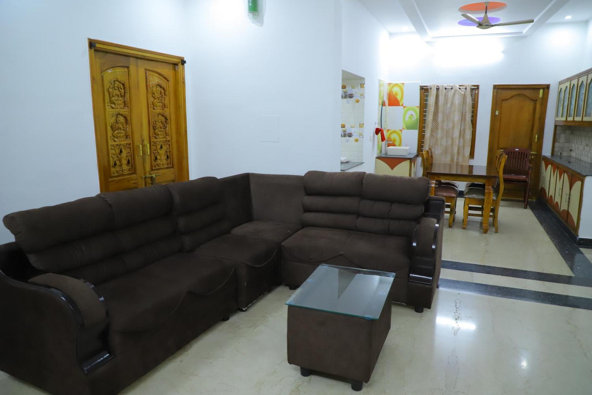 Nanda Mohan Homestay- Luxuries Ac Apartment Close To Alipiri Foothills-Kapila Teertham And Iskcon Temple Тирупати Екстериор снимка