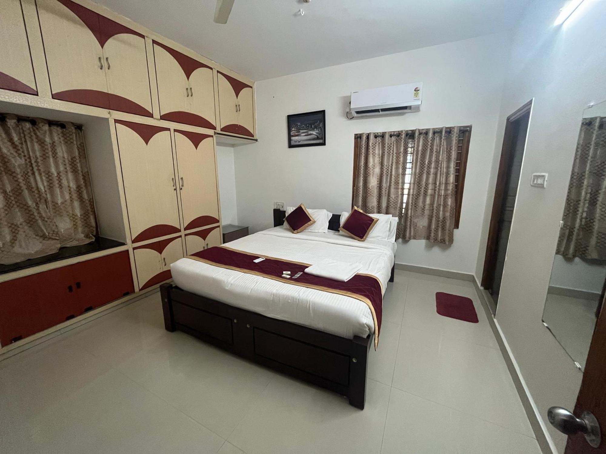 Nanda Mohan Homestay- Luxuries Ac Apartment Close To Alipiri Foothills-Kapila Teertham And Iskcon Temple Тирупати Екстериор снимка